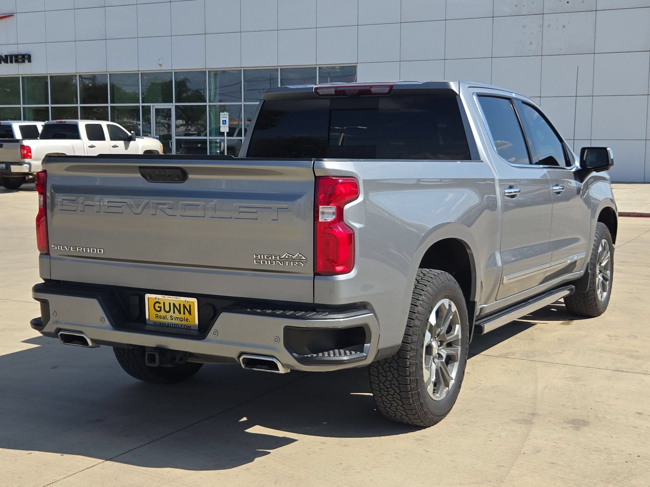 Certified 2024 Chevrolet Silverado 1500 High Country w/ Technology Package AWD/4WD image 3