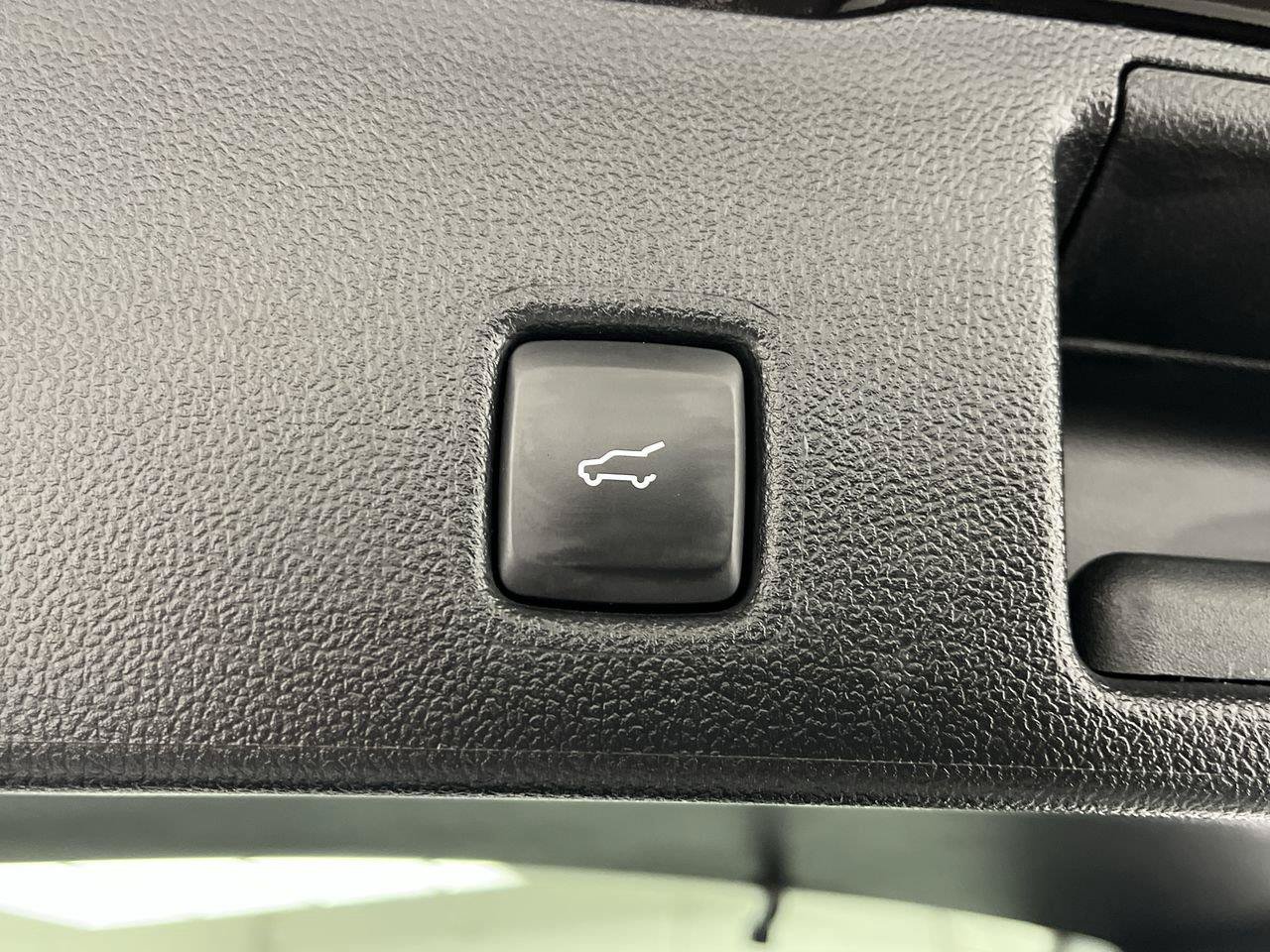 Certified 2023 Ford Escape Active FWD image 28