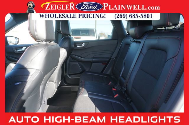Used 2025 Ford Escape ST-Line image 11