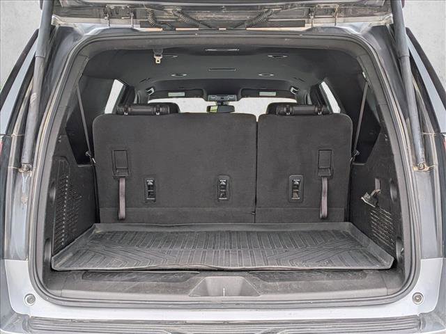 Used 2022 Chevrolet Suburban LT AWD/4WD image 7