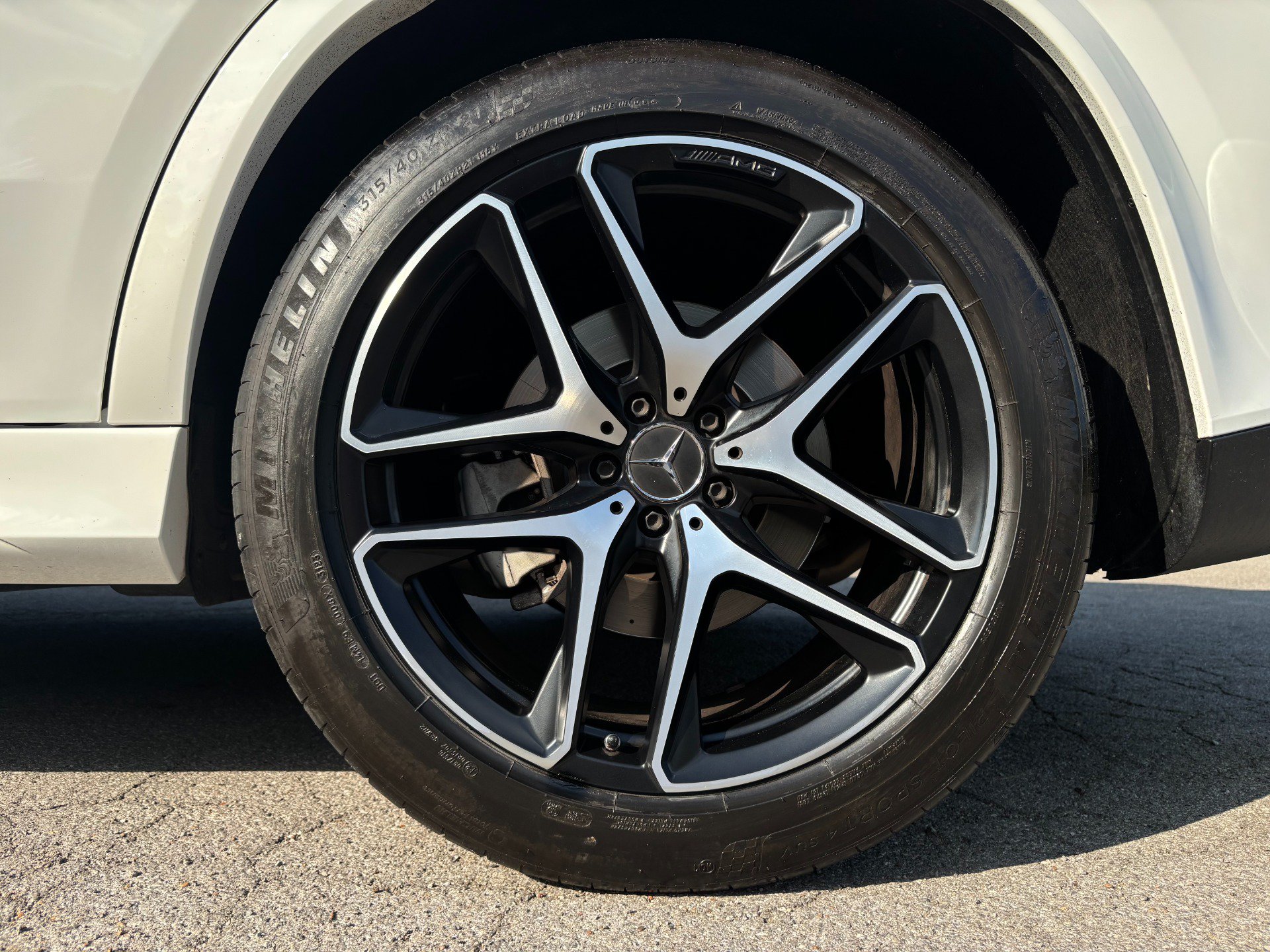 Used 2024 Mercedes-Benz GLE 53 AMG 4MATIC image 21