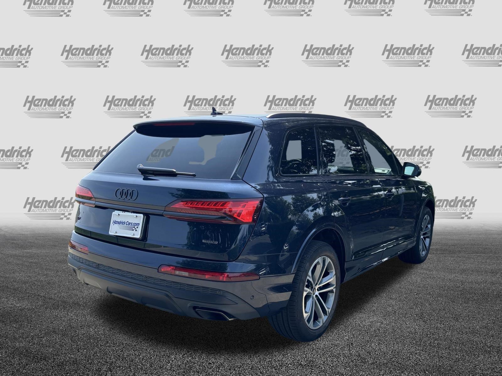 Certified 2025 Audi Q7 2.0T Premium Plus w/ Convenience Plus Package AWD/4WD image 10