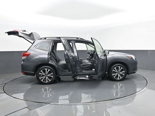 Used 2023 Subaru Forester Limited AWD/4WD image 32