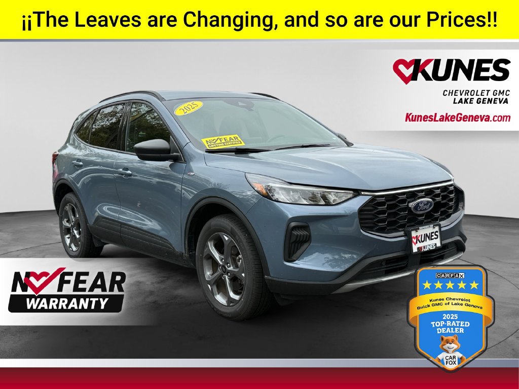 Used 2025 Ford Escape ST-Line AWD/4WD image 1