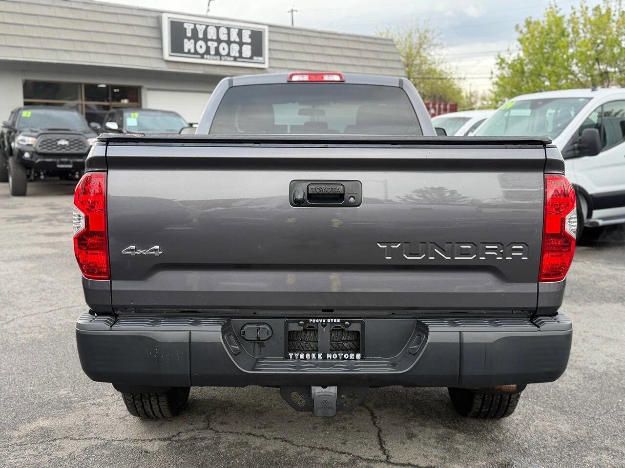 Used 2015 Toyota Tundra SR image 13