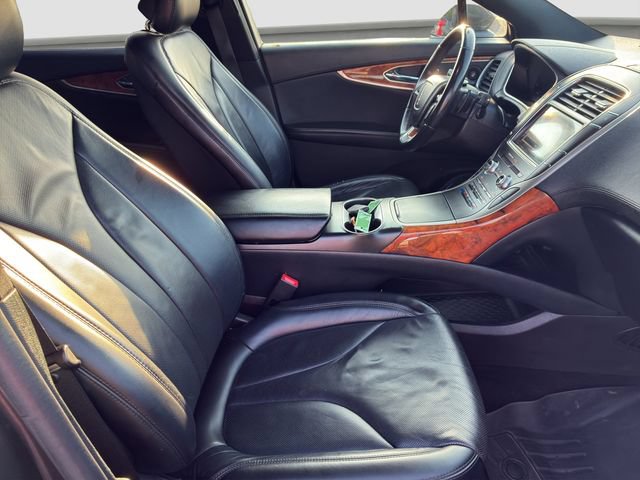 Used 2019 Lincoln Nautilus Reserve AWD/4WD image 9