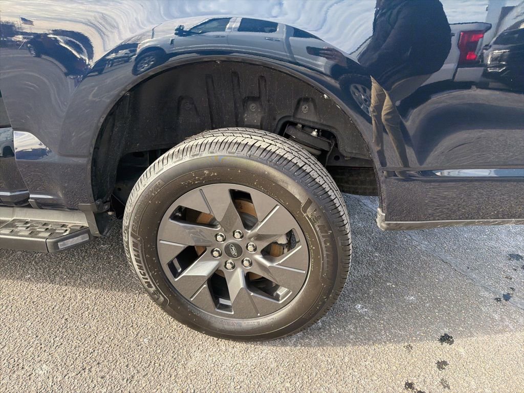 Certified 2023 Ford F150 Lightning Lariat image 16
