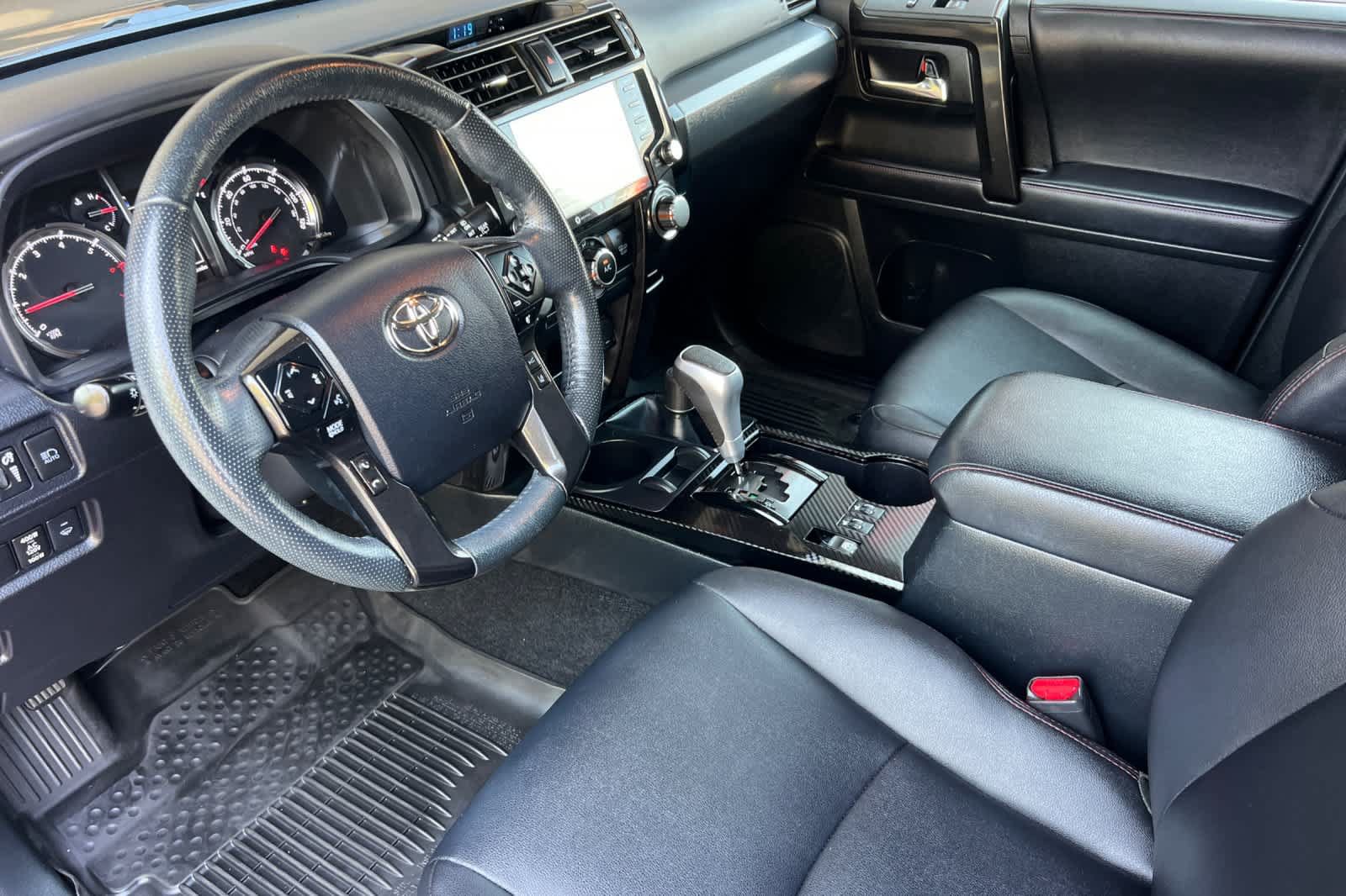 Used 2023 Toyota 4Runner TRD Off-Road Premium w/ Moonroof Package AWD/4WD image 11