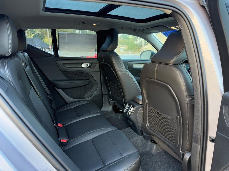 New 2026 Volvo XC40 B5 Plus w/ Protection Package Premier AWD/4WD image 5