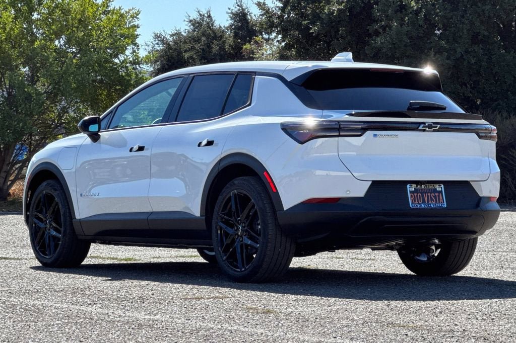 New 2026 Chevrolet Equinox EV LT w/ LPO, Blackout Package FWD image 6