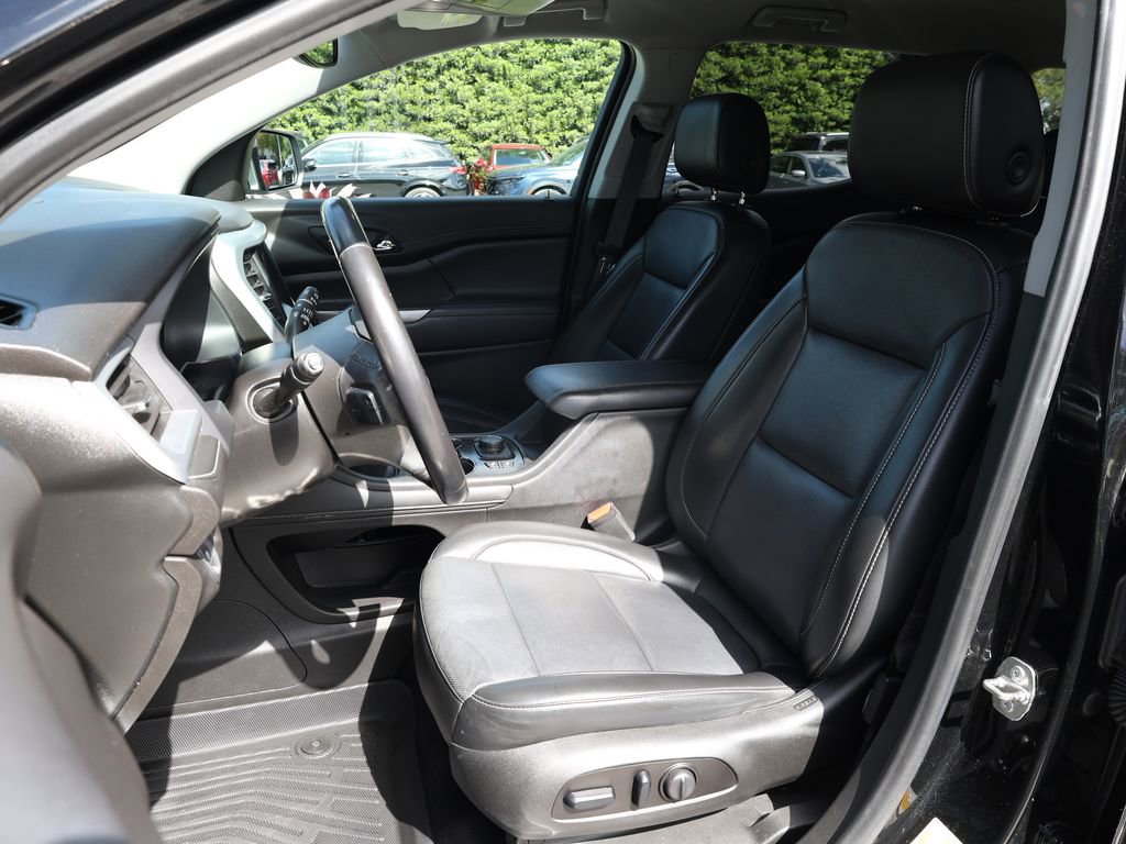 Used 2021 GMC Acadia SLT image 16