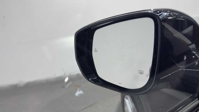 Used 2022 Jeep Grand Cherokee L Limited RWD image 11