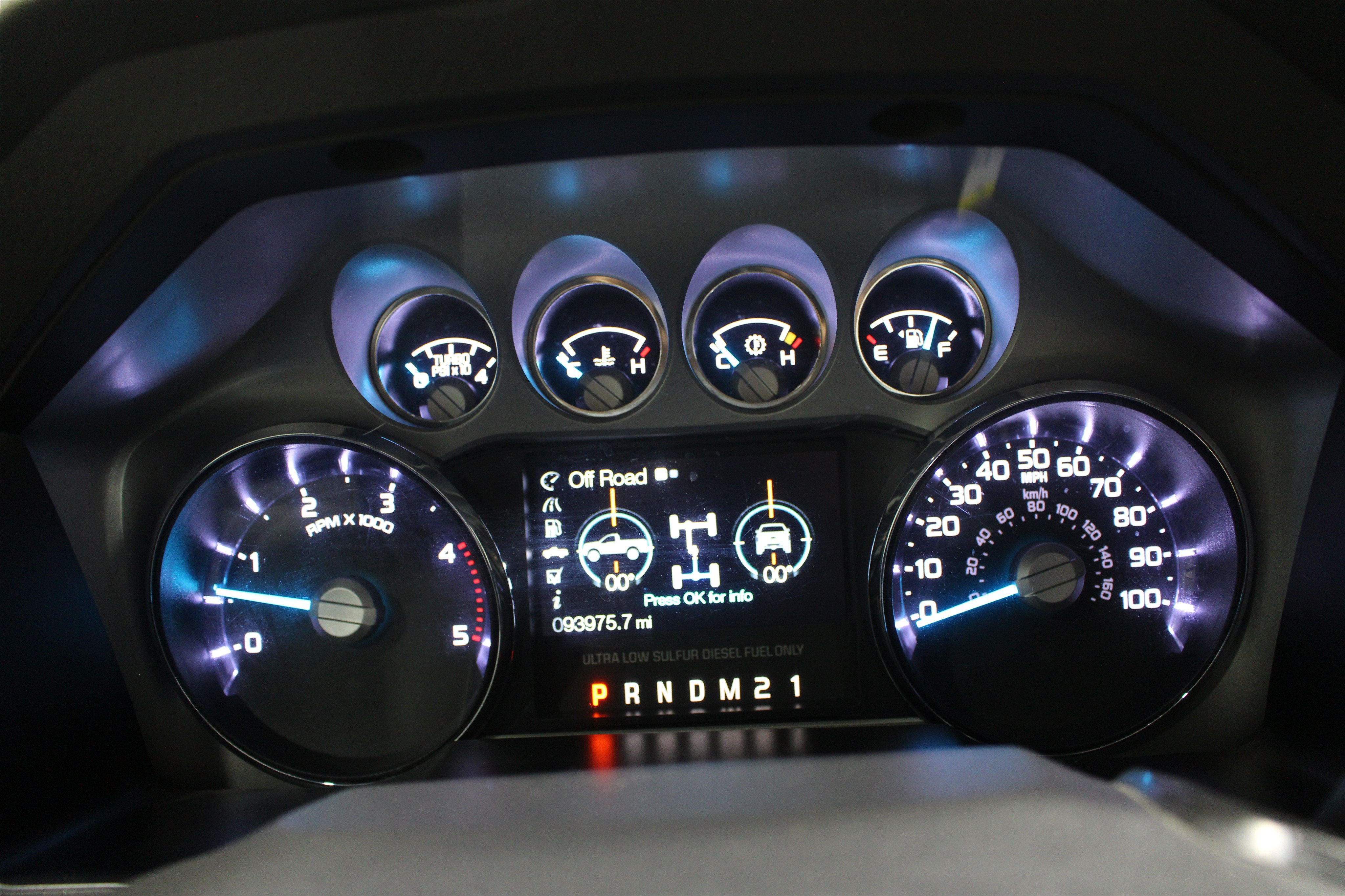 Used 2013 Ford F250 Platinum w/ FX4 Off Road Pkg AWD/4WD image 13