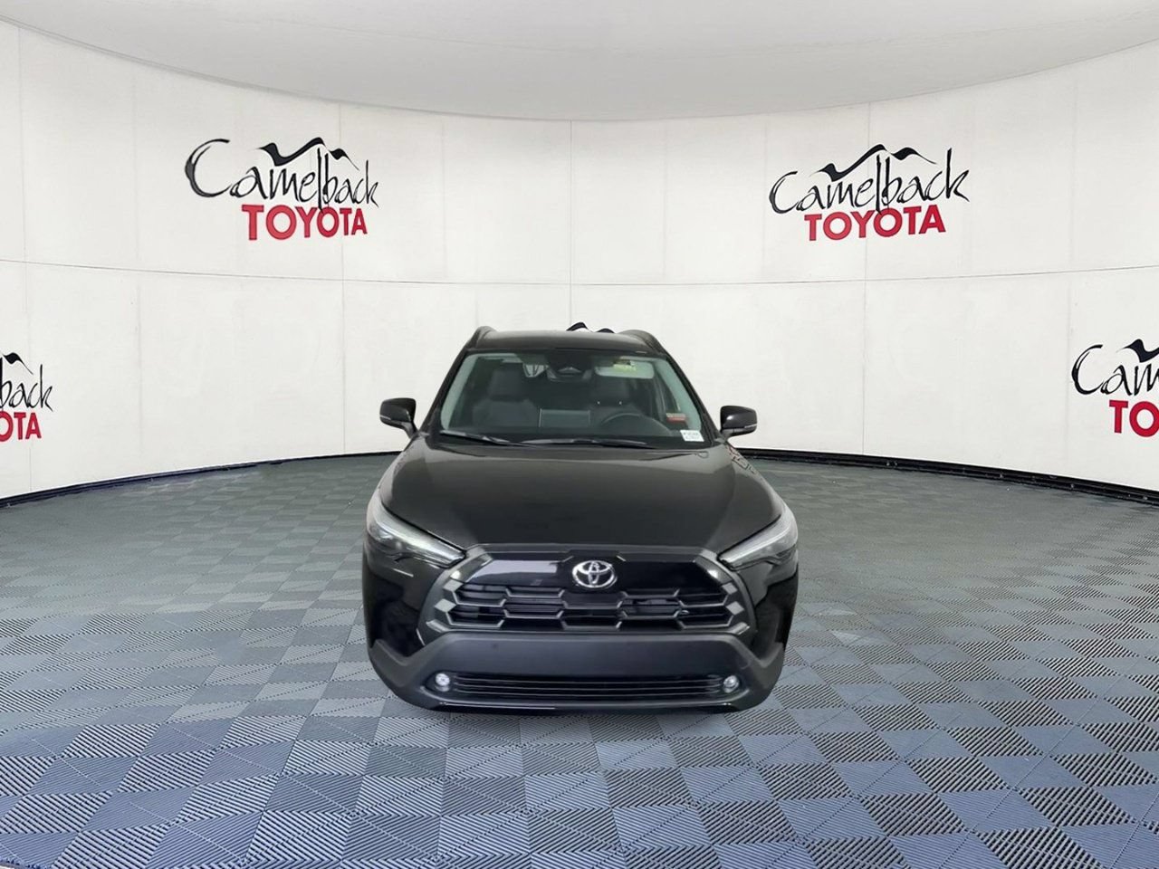 Used 2026 Toyota Corolla Cross XLE AWD/4WD image 6