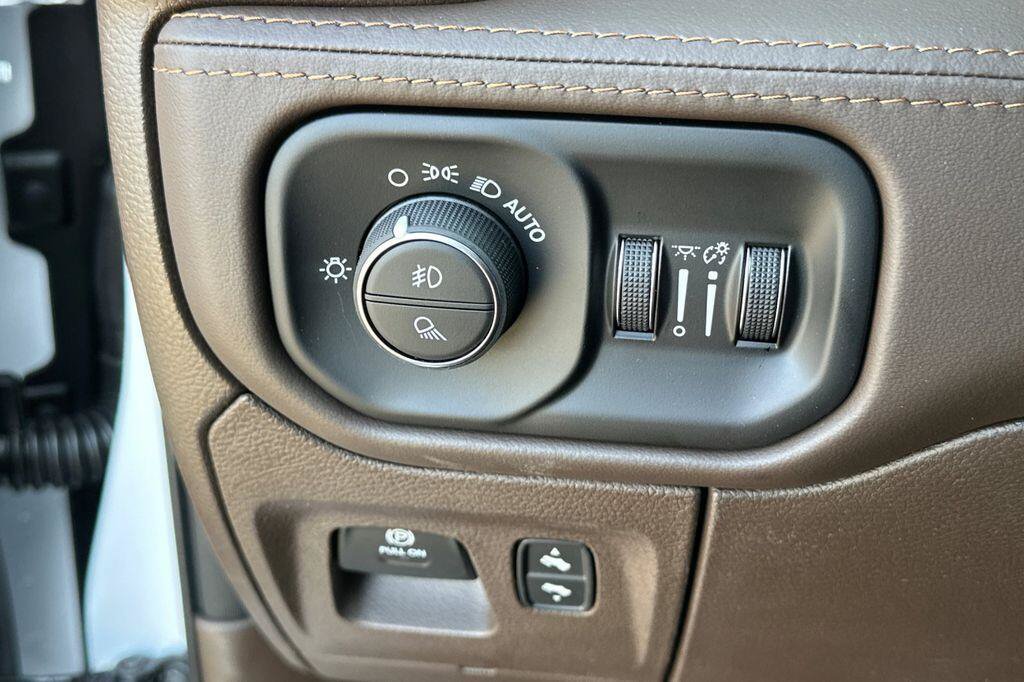 New 2026 RAM 1500 Limited AWD/4WD image 28