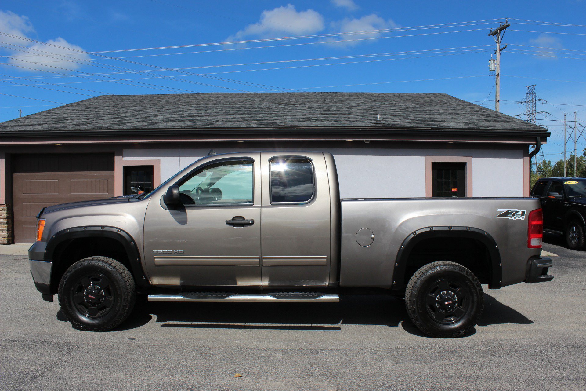 Used 2012 GMC Sierra 2500 SLE w/ Snow Plow Prep Package AWD/4WD image 10