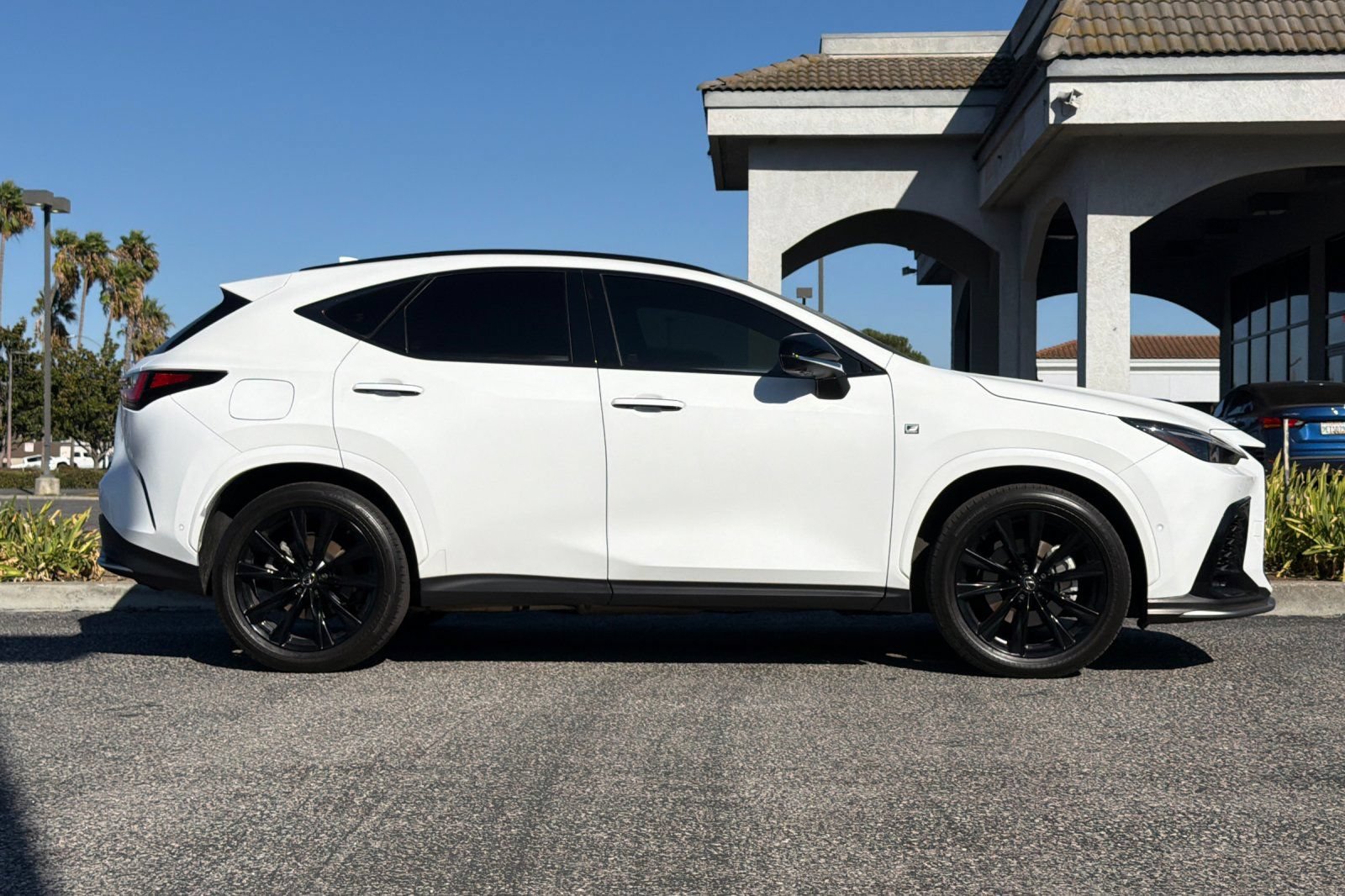 Used 2025 Lexus NX 450h+ F Sport w/ Accessory Package (2T) AWD/4WD image 3