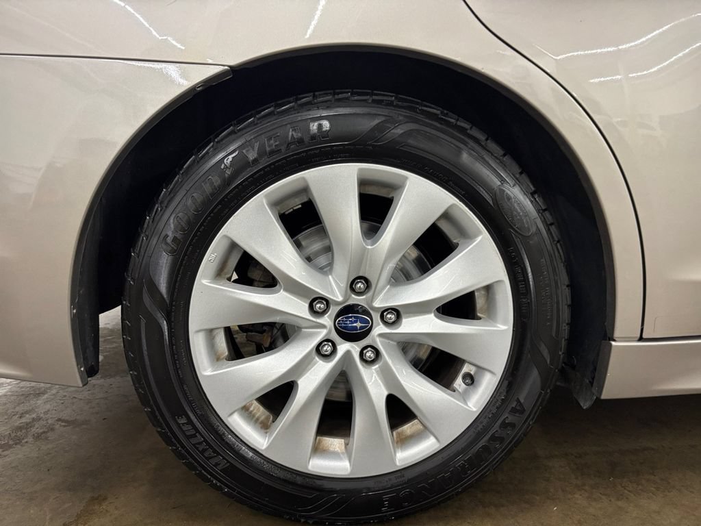 Used 2017 Subaru Legacy 2.5i w/ Alloy Wheel Package AWD/4WD image 33