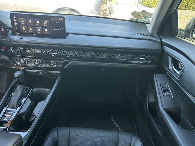 Used 2023 Honda Accord EX-L image 16