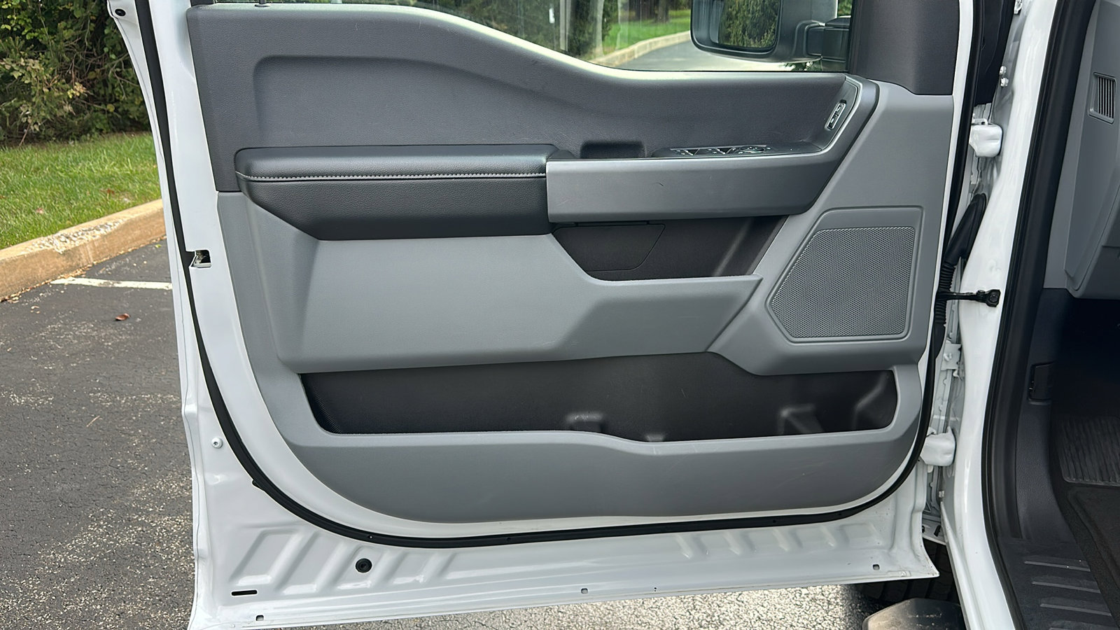 Used 2024 Ford F250 XLT image 14