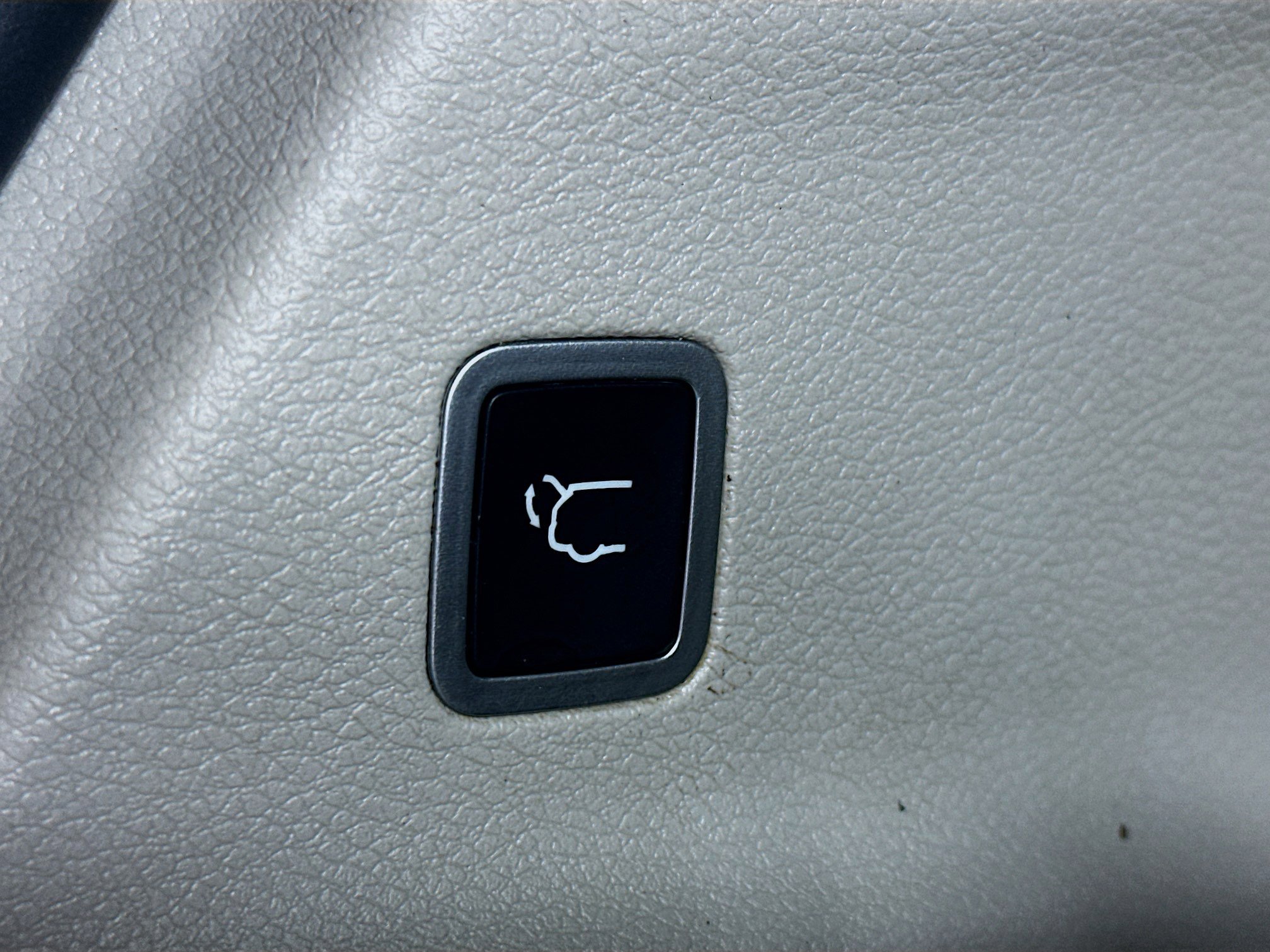 Used 2017 Chrysler Pacifica Touring-L w/ Tire & Wheel Group image 30