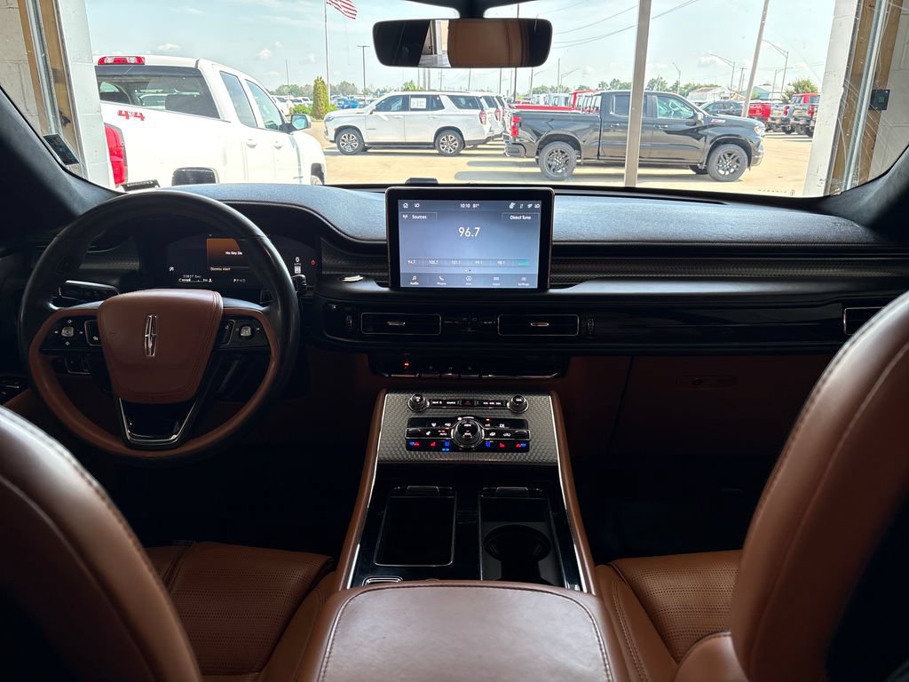 Used 2024 Lincoln Aviator Black Label w/ Jet Package AWD/4WD image 18