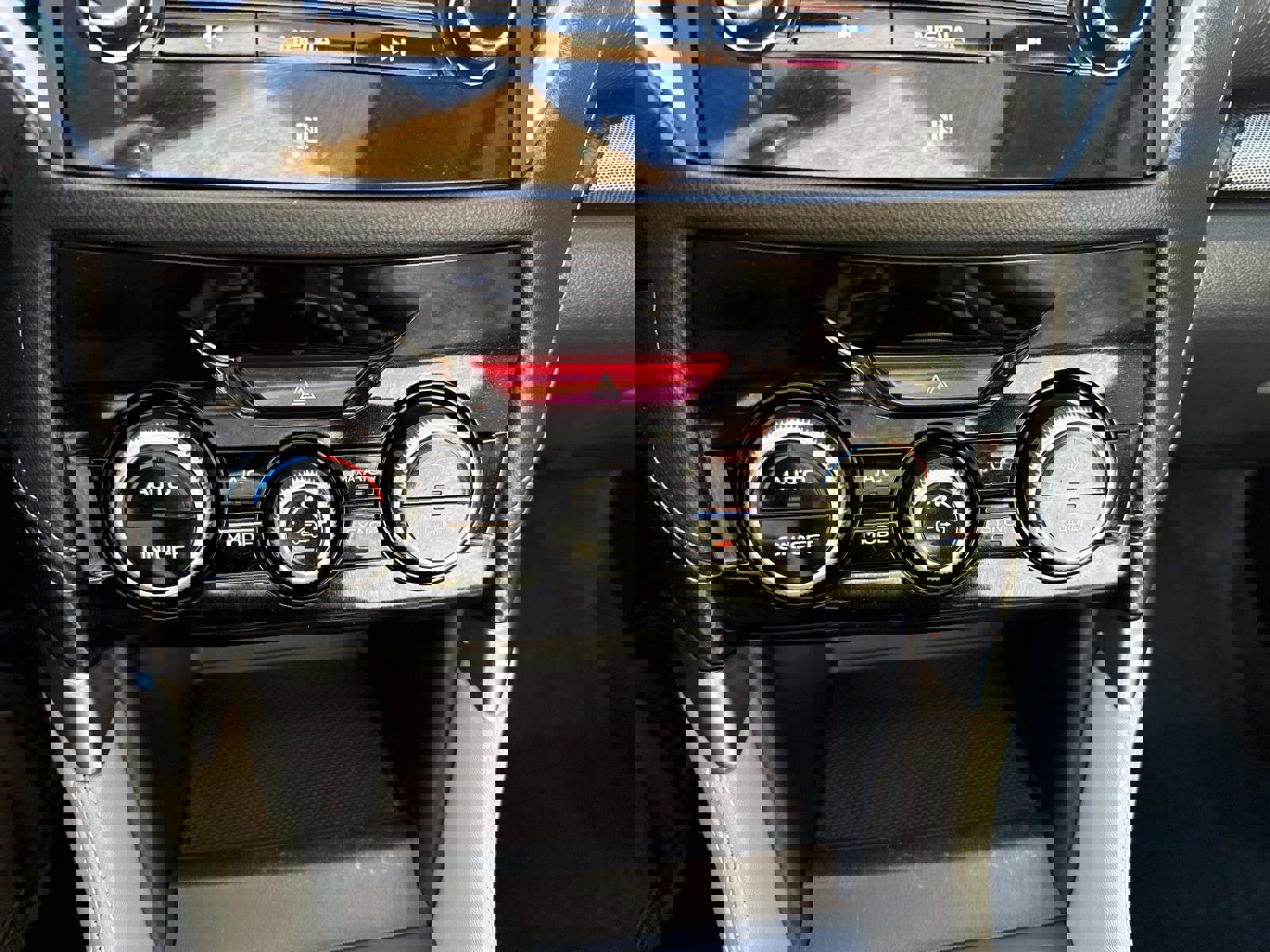 Used 2021 Subaru Forester Limited image 25