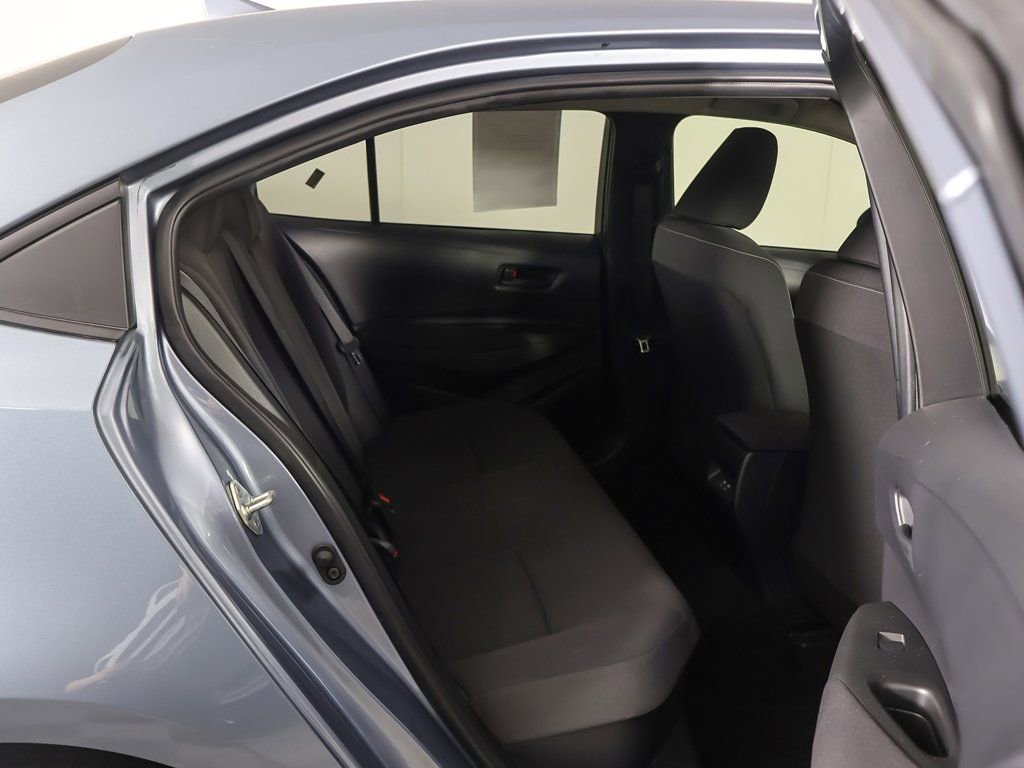 Used 2023 Toyota Corolla LE image 28