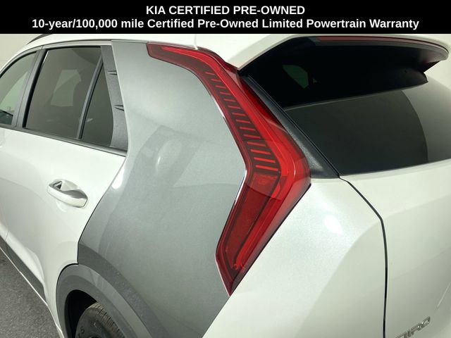 Certified 2024 Kia Niro Wave w/ Wave Preserve Package image 29
