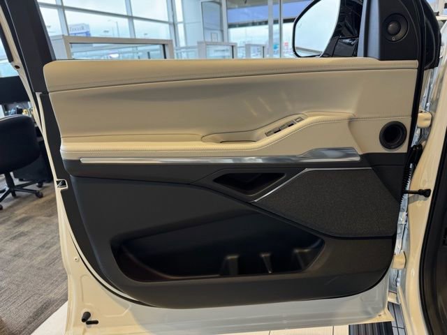 New 2026 Lincoln Navigator Reserve w/ Jet Appearance Package image 14