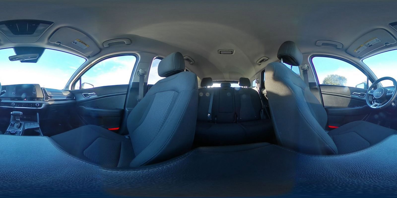 Used 2025 Kia Sportage LX FWD image 42