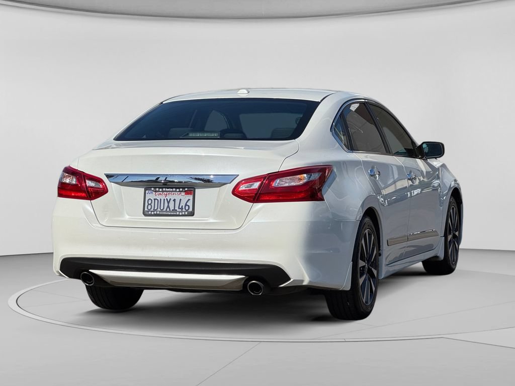 Used 2016 Nissan Altima 2.5 SV FWD image 32