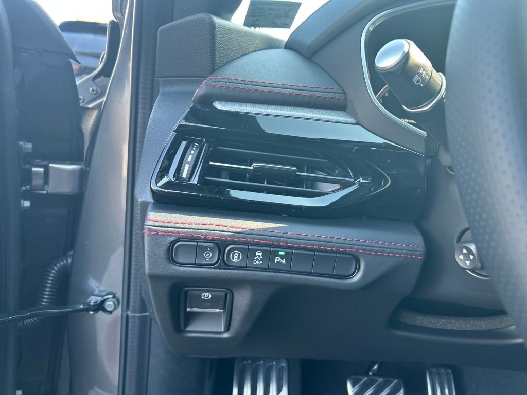 New 2025 Acura MDX SH-AWD image 16