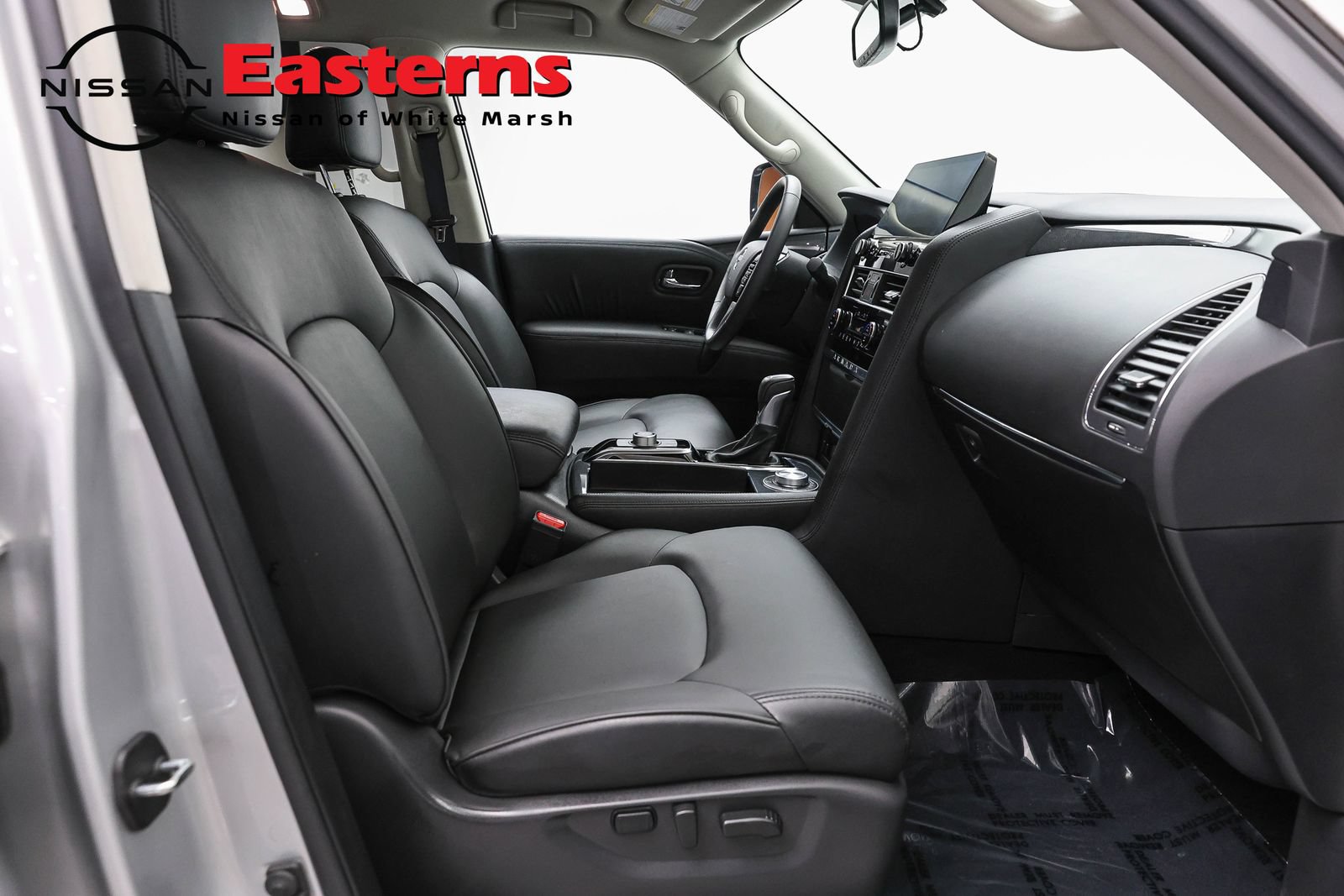 Used 2023 Nissan Armada SV AWD/4WD image 24