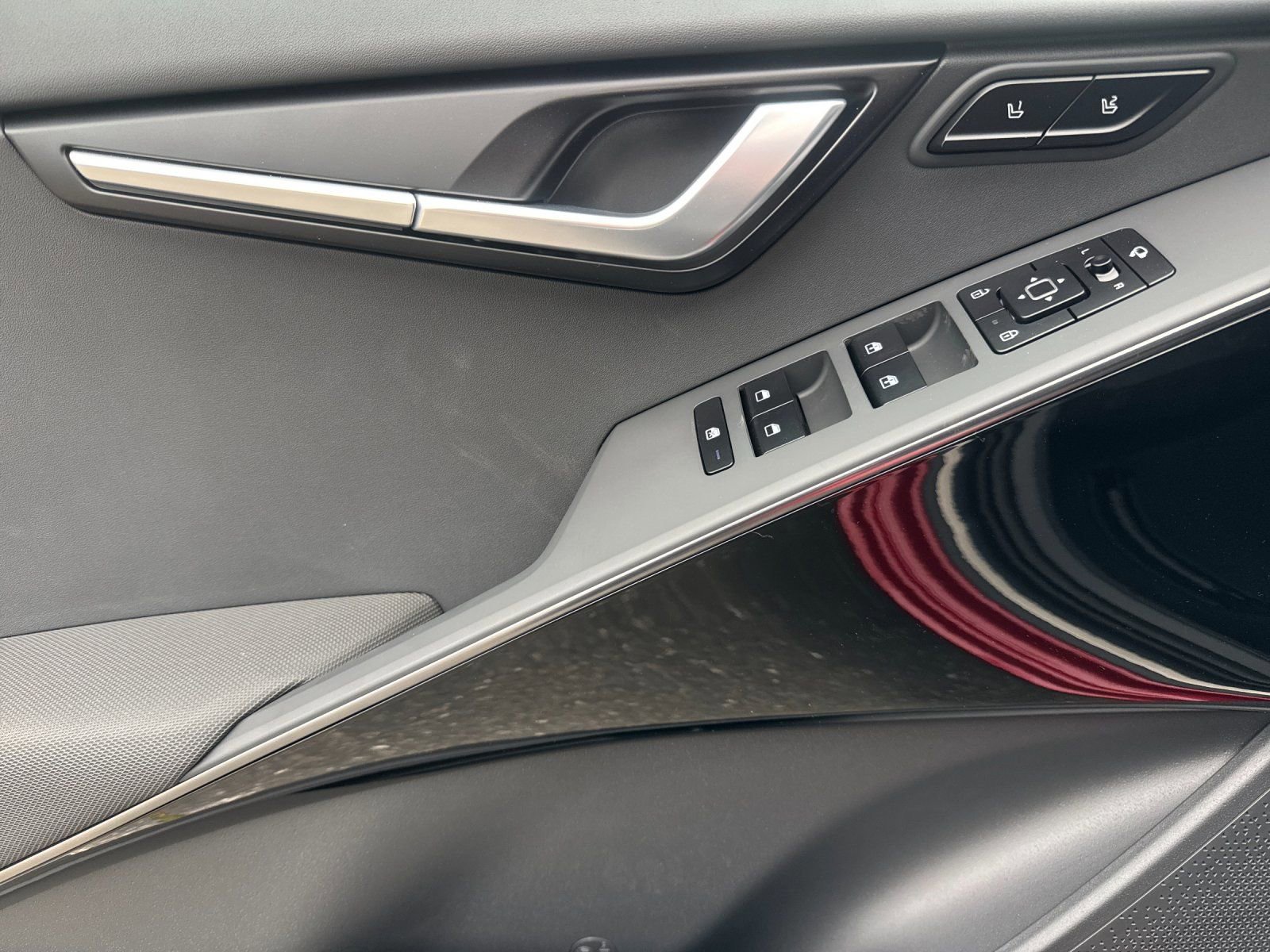 New 2026 Kia Niro SX image 11