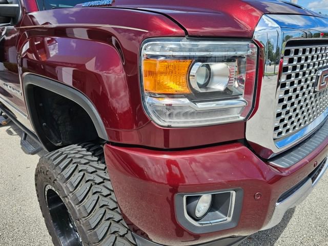 Used 2017 GMC Sierra 2500 Denali w/ Duramax Plus Package image 9