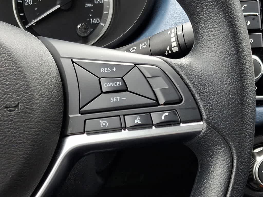Used 2025 Nissan Versa SV FWD image 21