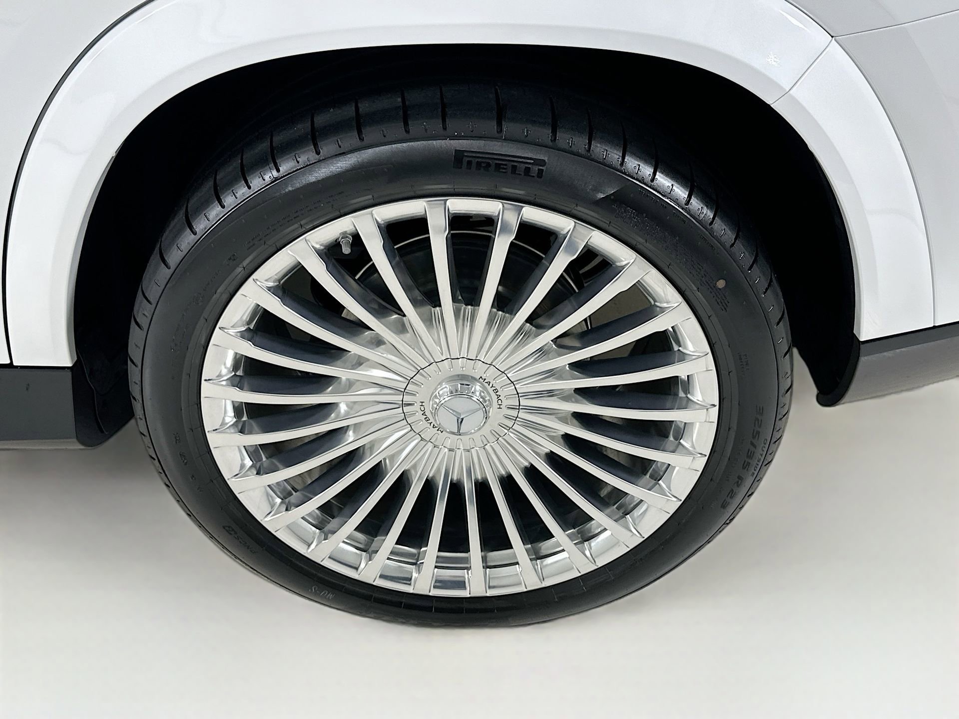 New 2026 Mercedes-Benz Maybach GLS 600 4MATIC image 35