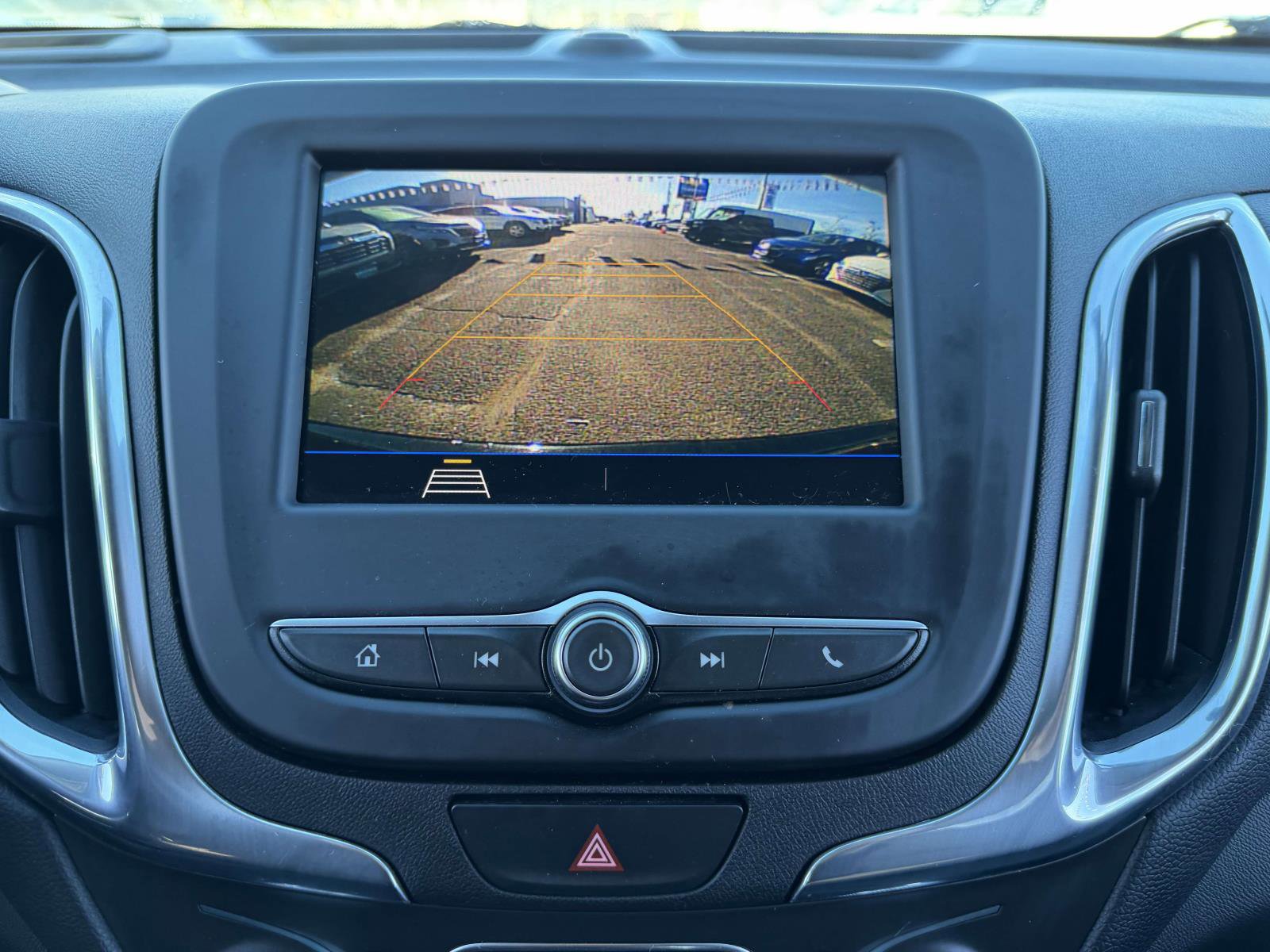 Used 2020 Chevrolet Equinox LT AWD/4WD image 21