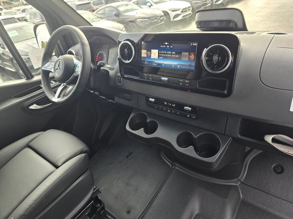 New 2025 Mercedes-Benz Sprinter 2500 image 11