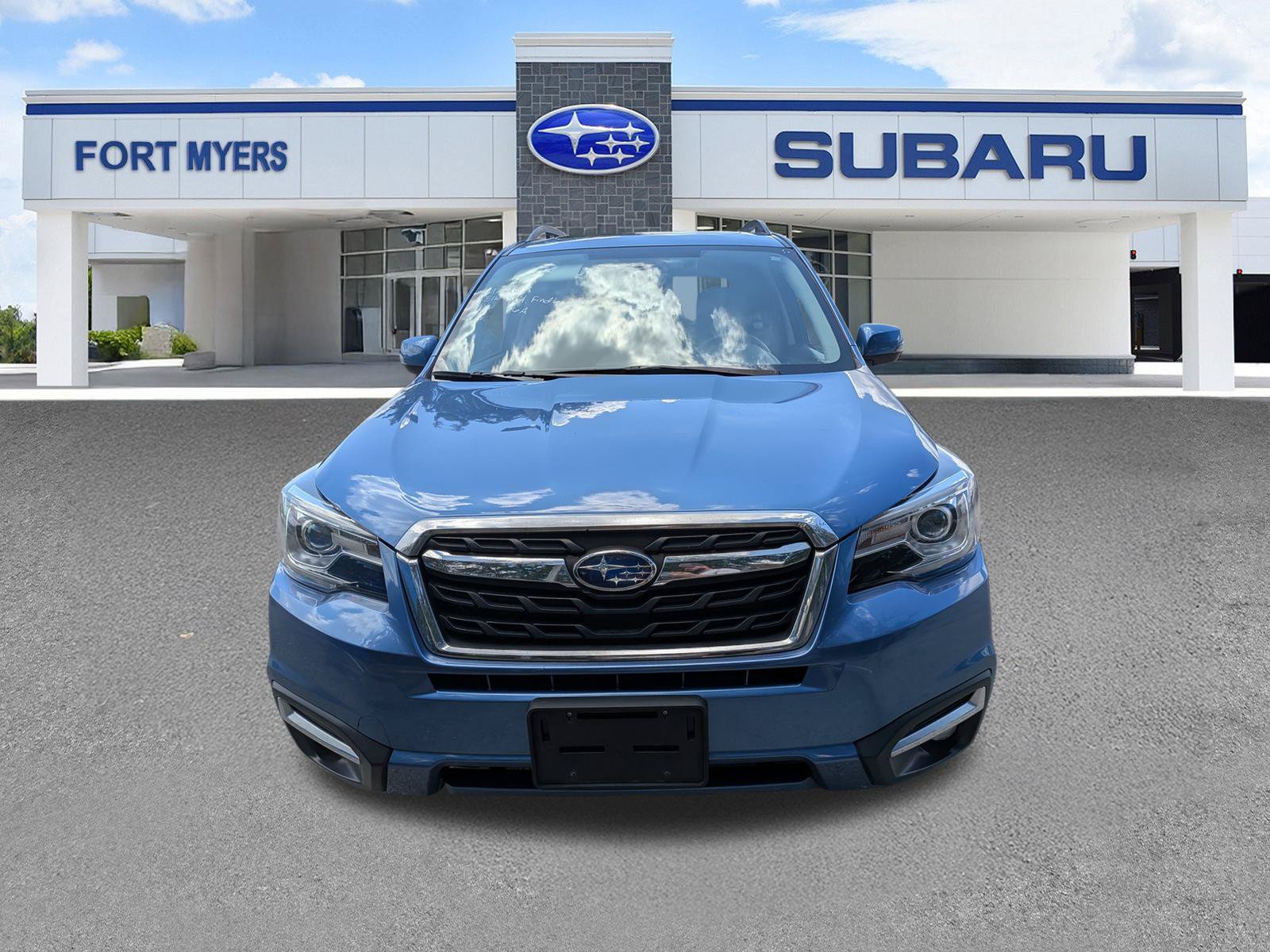 Used 2017 Subaru Forester 2.5i Touring AWD/4WD image 9