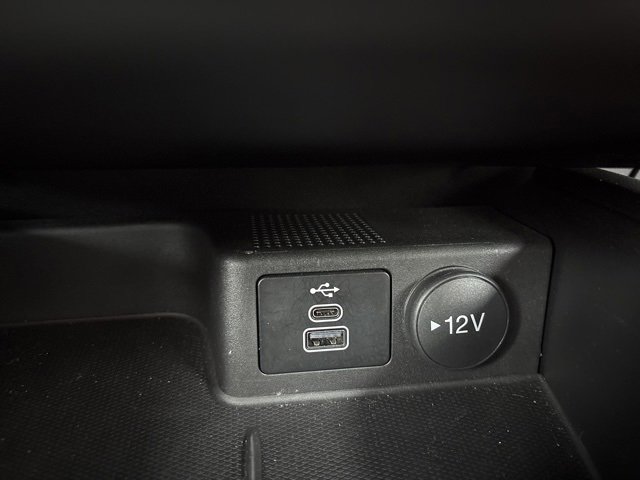 Used 2025 Ford Escape ST-Line Select image 14