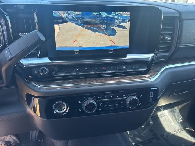 Used 2024 Chevrolet Silverado 1500 LT image 10