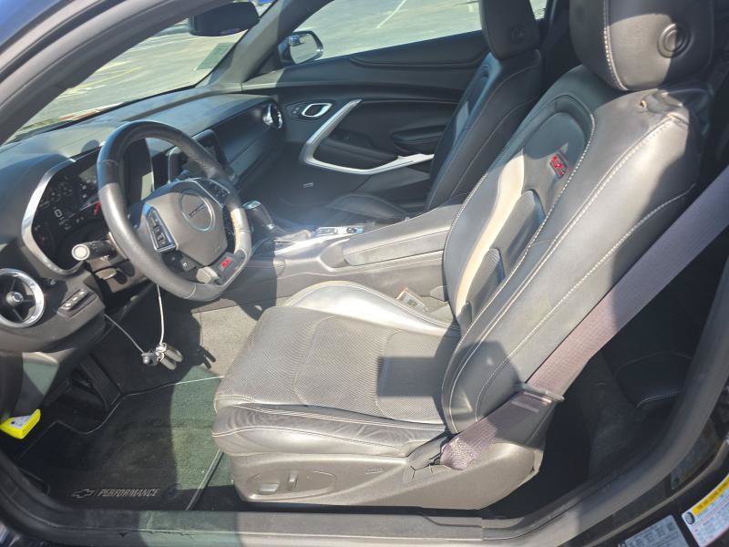 Used 2016 Chevrolet Camaro SS RWD image 7