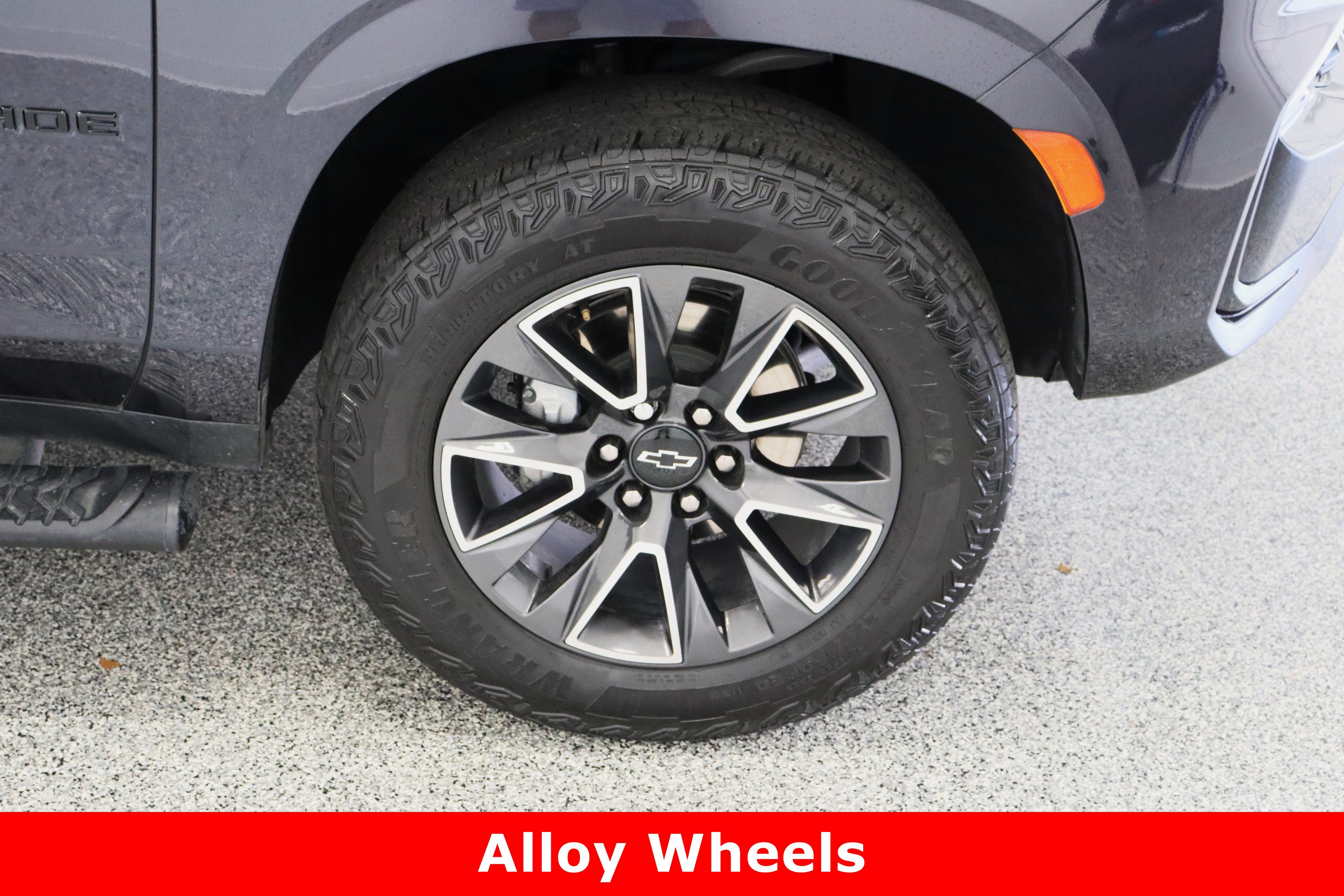 Used 2023 Chevrolet Tahoe Z71 w/ Luxury Package image 5