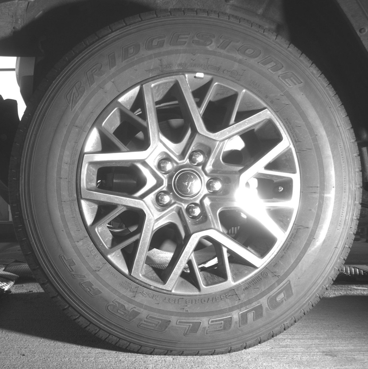 Used 2025 Jeep Wrangler Sahara image 12