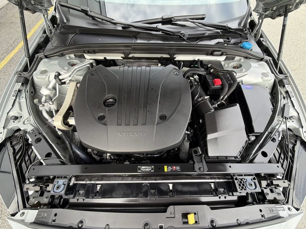 Certified 2024 Volvo S60 B5 Plus w/ Climate Package AWD/4WD image 14