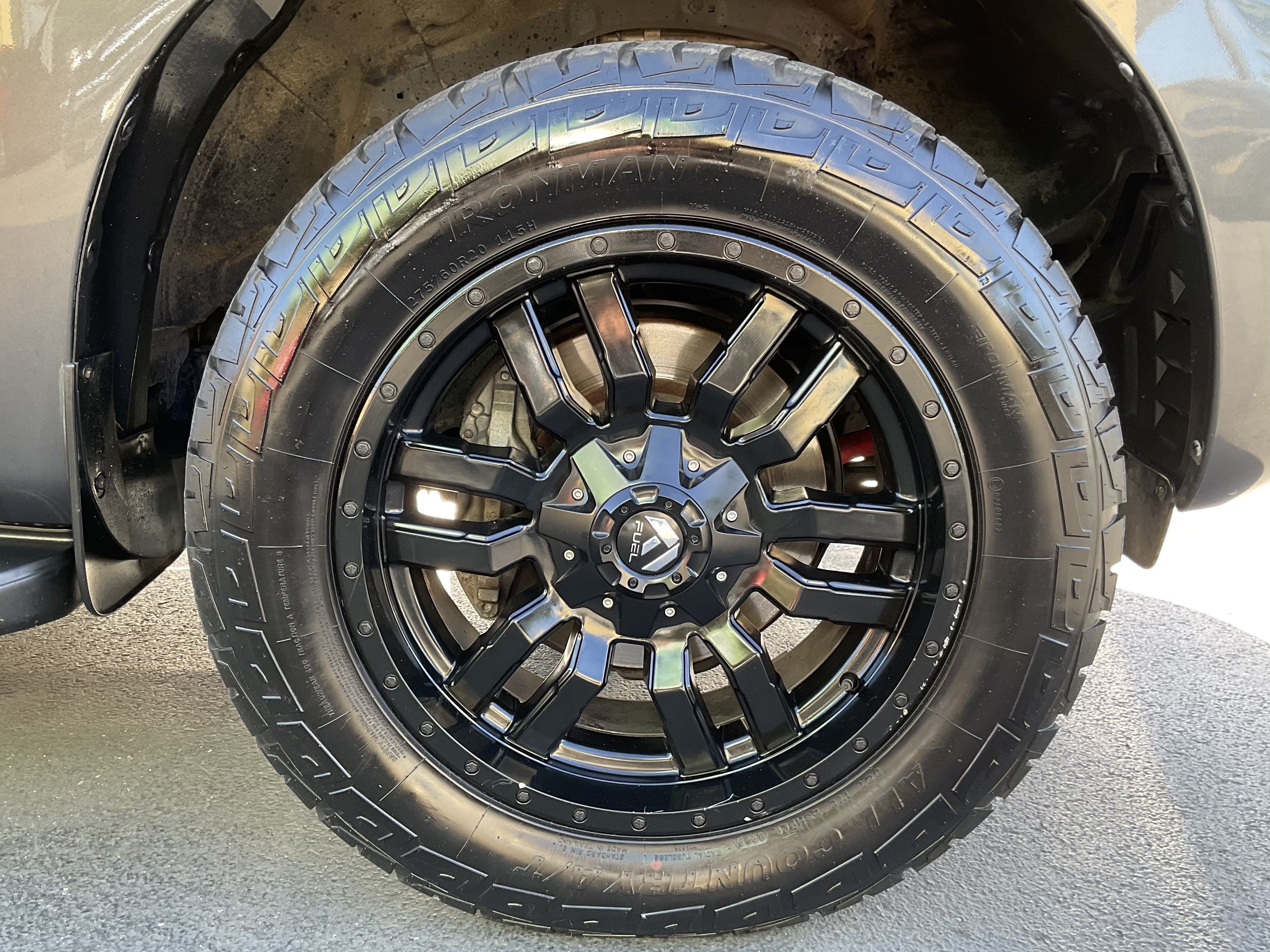 Used 2018 Toyota Sequoia TRD Sport AWD/4WD image 10