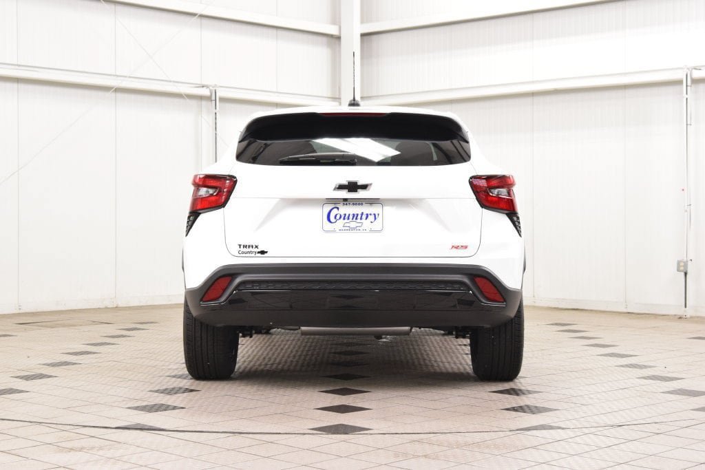 New 2026 Chevrolet Trax RS FWD image 7