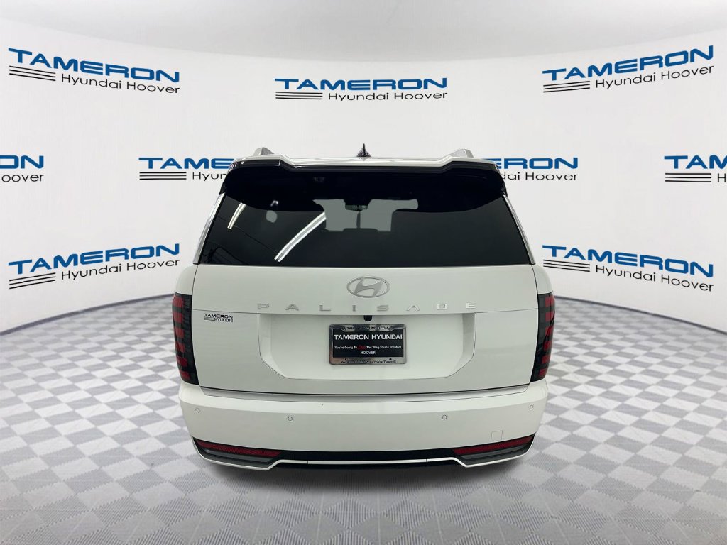 Used 2026 Hyundai Palisade Calligraphy FWD image 4